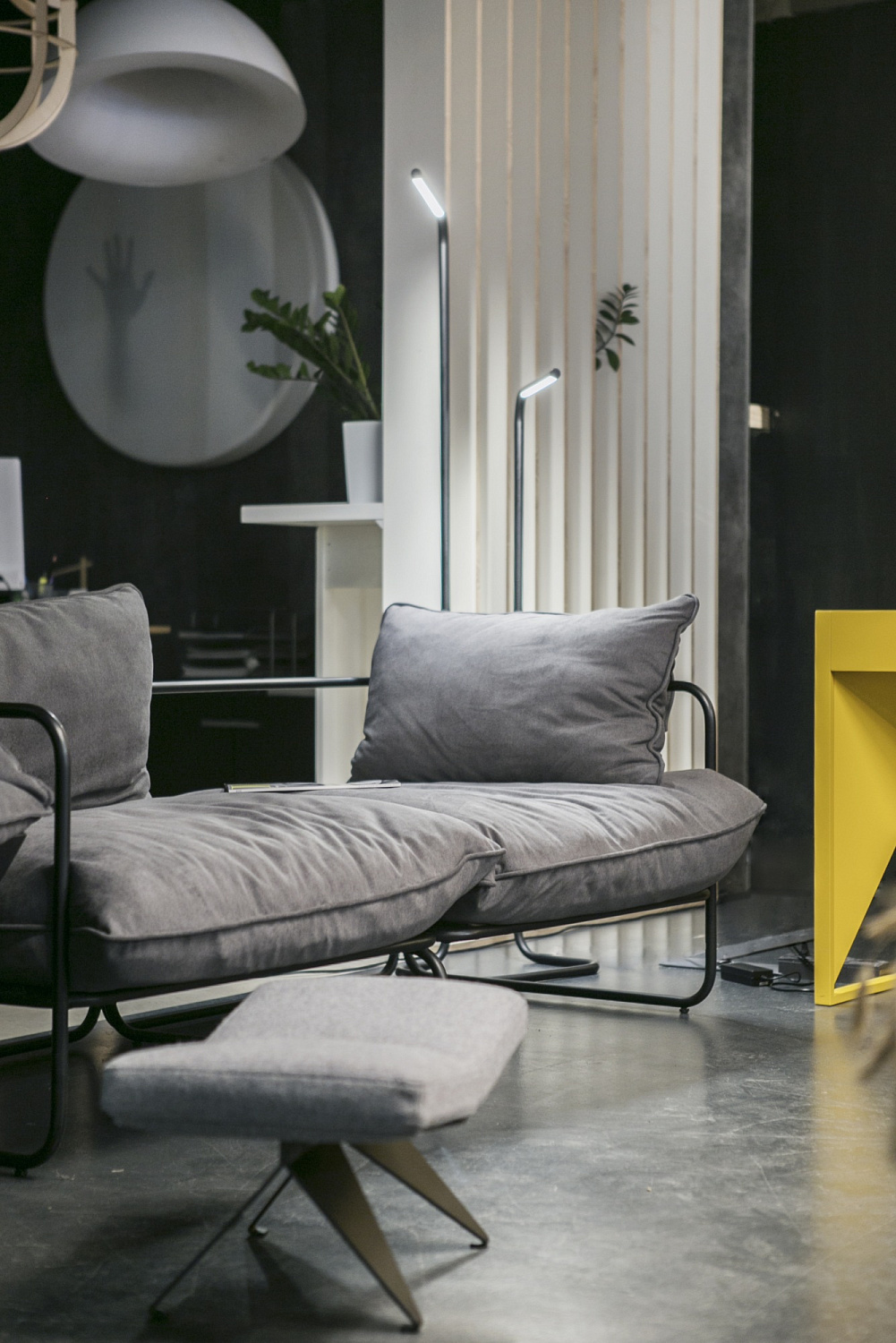 BY_FURNITURE SHOWROOM