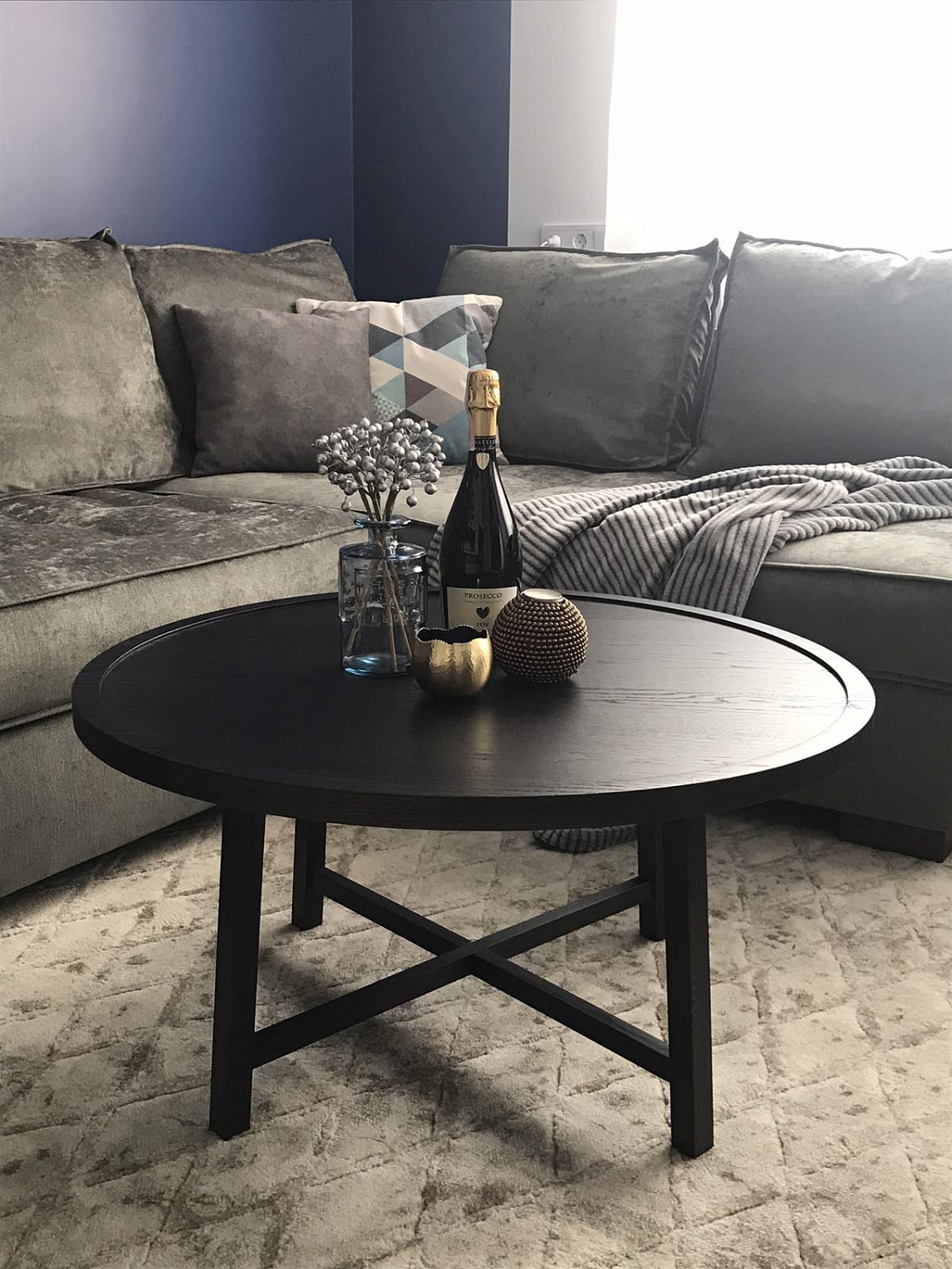 Кофейный столик