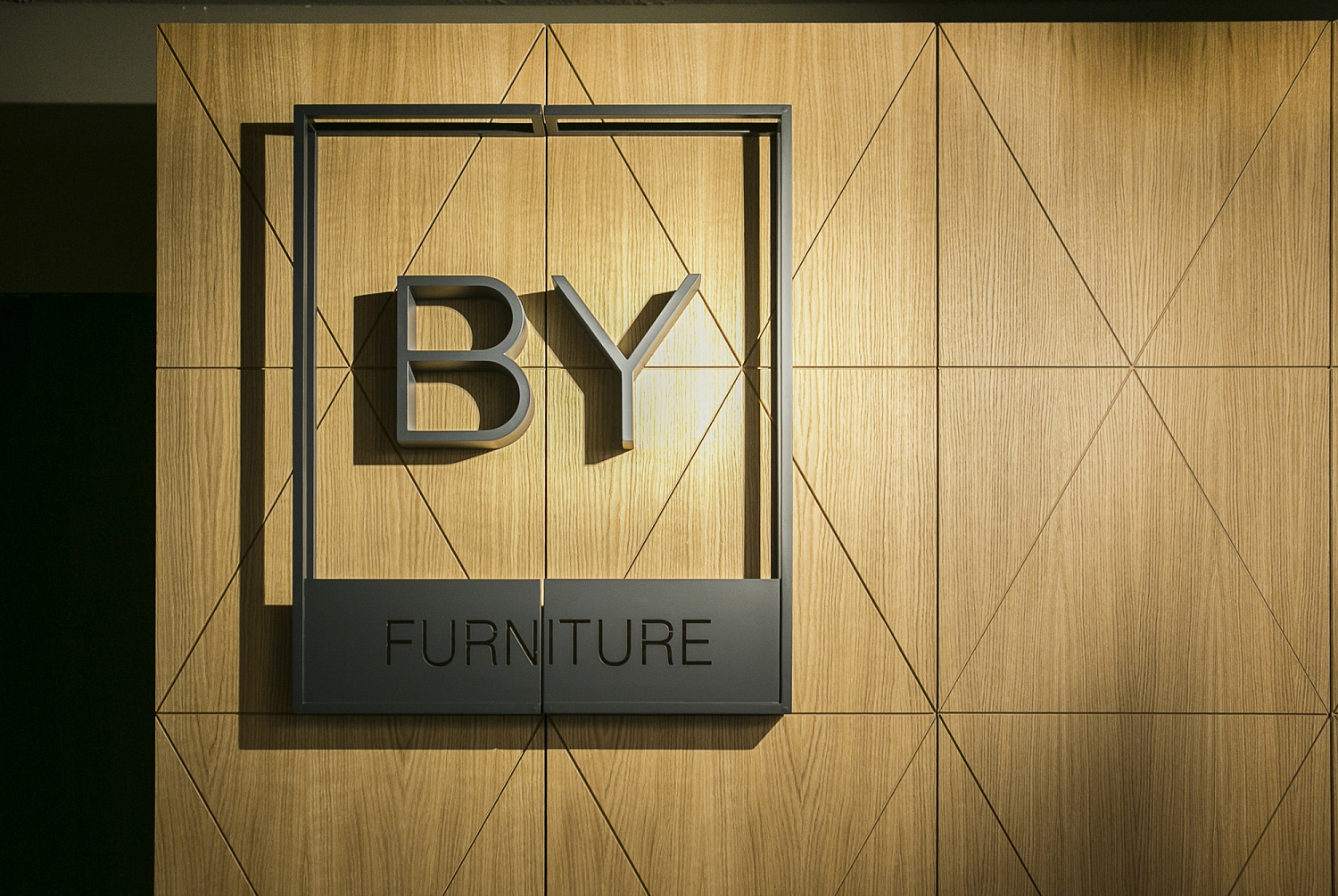 BY_FURNITURE SHOWROOM