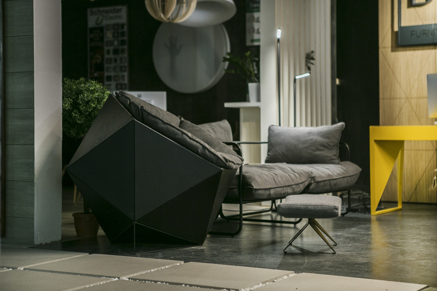 BY_FURNITURE SHOWROOM